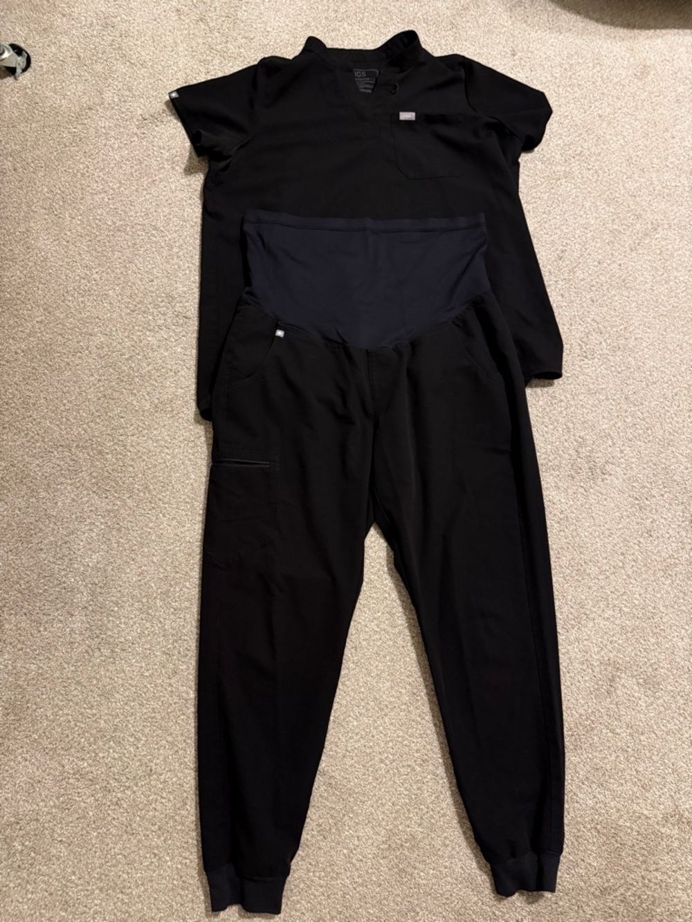 Figs black maternity scrubs. Size large joggers and size large top